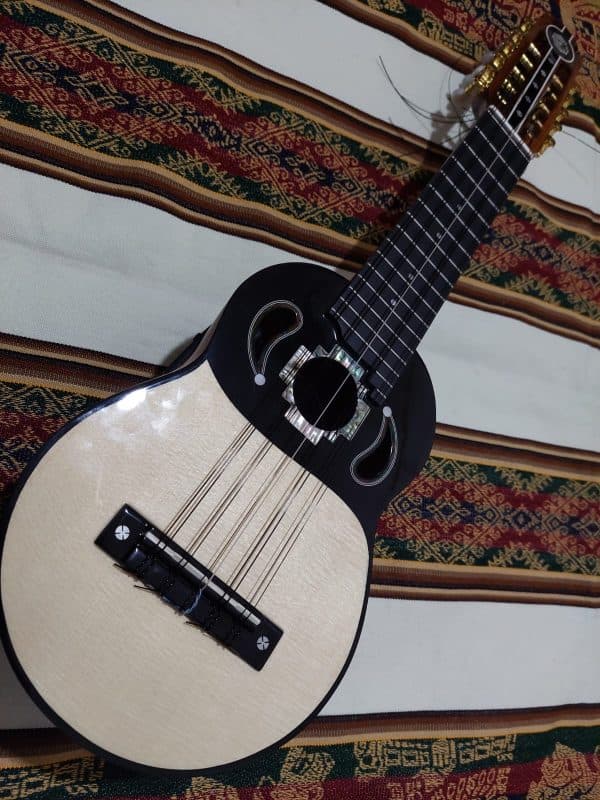 Charango Profesional Chacana PQ.003